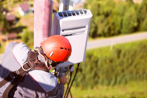 Who Can Do a Business Phone Installation Near Me?